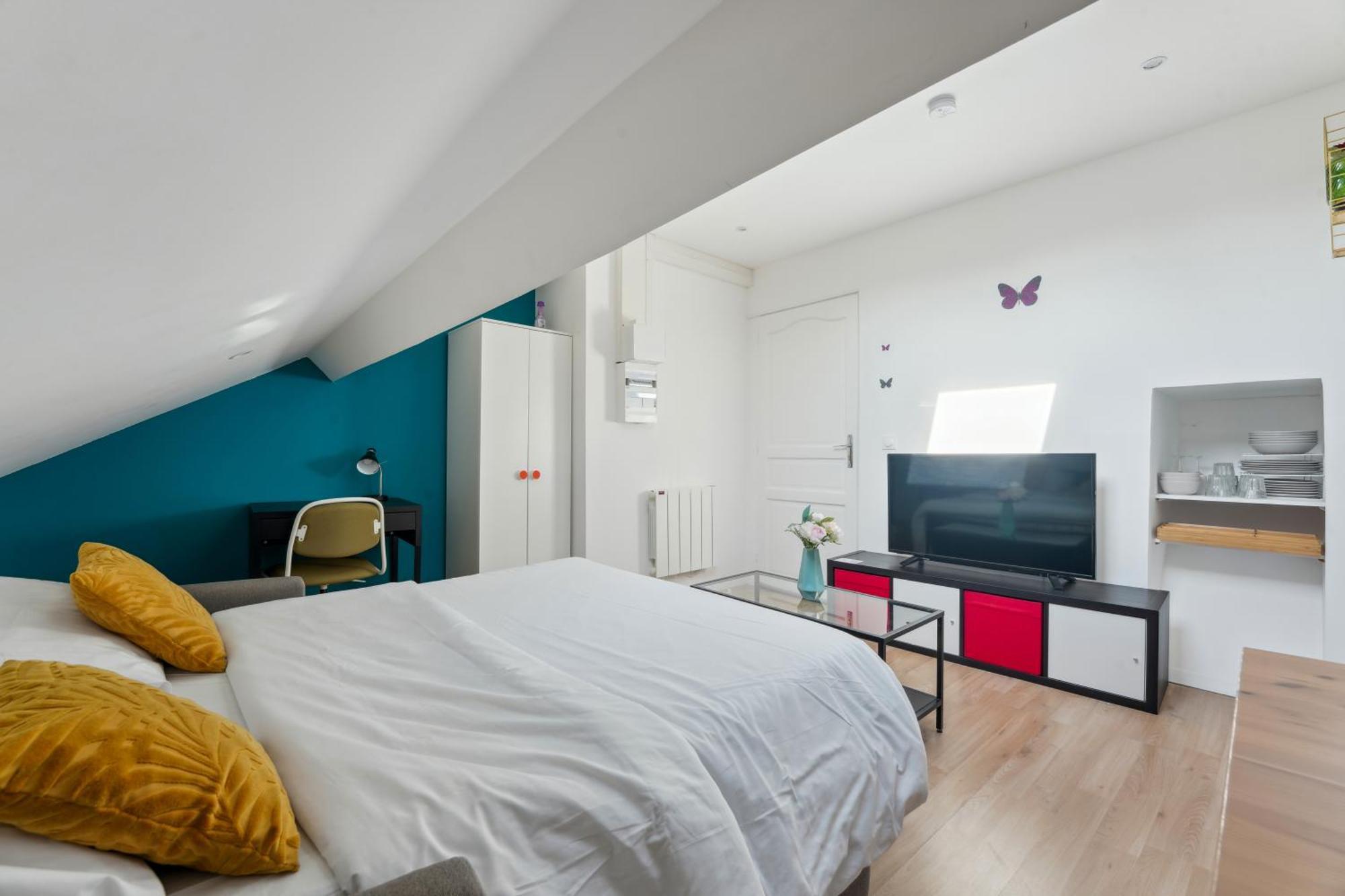 Budget Appart Avec Parking Au Centre-Ville Charleville-Mézières Esterno foto